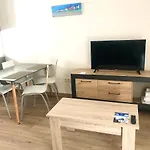 Cíes Suites García Barbón 42 - Flats with Hotel Services