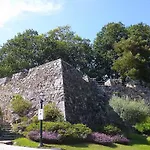 O Largo Rooms
