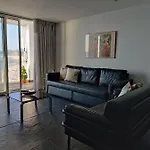 Apartamento encima del mar en Rua Canido 4
