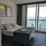 Apartamento encima del mar en Rua Canido 4