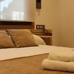 Precioso apartamento con terreno y vistas a cies