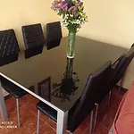 Acogedor Y Luminoso Piso Céntrico