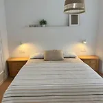 Apartamento En Vigo Zona Plaza America