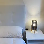 Habitacion Con Bano Privado En El Centro De Vigo - Casa Particular