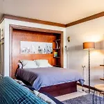 Premium Suite, Puerta Del Sol