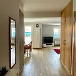 Carrerahouses Vento Con Garaje