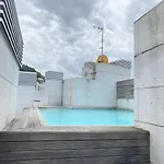 Apartamento Con Piscina