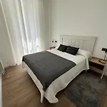 Apartamento Vigo Centro Puerta Del Sol