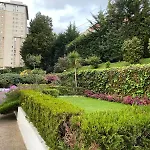 Coqueto Apartamento, Con Piscina, Centrico Y Garaje