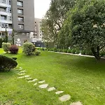 Coqueto Apartamento, Con Piscina, Centrico Y Garaje