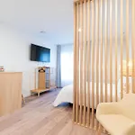 Apartamentos Turisticos Fatima, En El Centro De Vigo