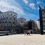 Vigo Center Sereo Old Town