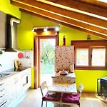 Tranquila Casita De Invitados En Vigo Con Chimenea