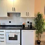 Amazing Suite, Center Vigo