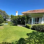 Exclusiva Casa Con Piscina En La Mejor Zona De Vigo