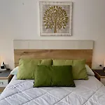 Piso Centrico, Garaje Incluido,Zona Vialia