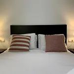 Vigo Center Rooms