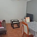 Casa Maximo En Vigo Con Patio Y Aparcamiento