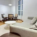 Puerta Del Sol, Piso Con Clase