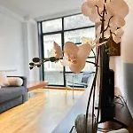 Centrico Apartamento Irmandinos Con Garaje - Homeygalicia