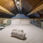 Hermoso Molino Restaurado A Pie Del Rio En Vigo