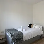 Centro Vigo Apartamento Reformado, Ave-Vialia - Muy Centrico 5Pax