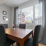 Apartamento Muy Luminoso En El Centro De Vigo