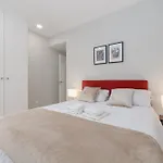 Apartamento Muy Luminoso En El Centro De Vigo
