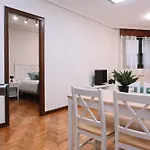 Centrico Y Acogedor En Vigo By Cabana Rentals