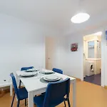 Luminoso Y Centrico By Cabana Rentals