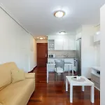 Luminoso Atico Para Dos By Cabana Rentals