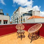 Adorable Atico Con Vistas By Cabana Rentals