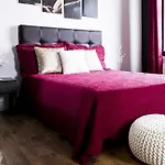 Estrella Suites