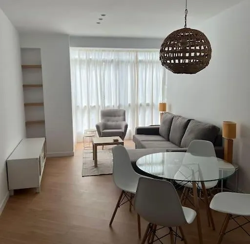 Apartamento En Vigo Zona Plaza America