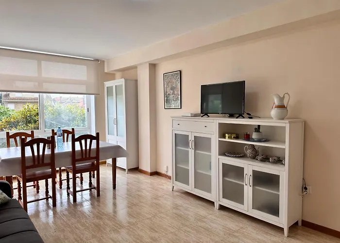 Apartamento En La Playa De Samil