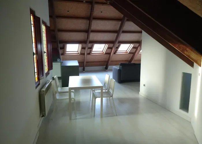 Cies Homes Praza M Diego Santos