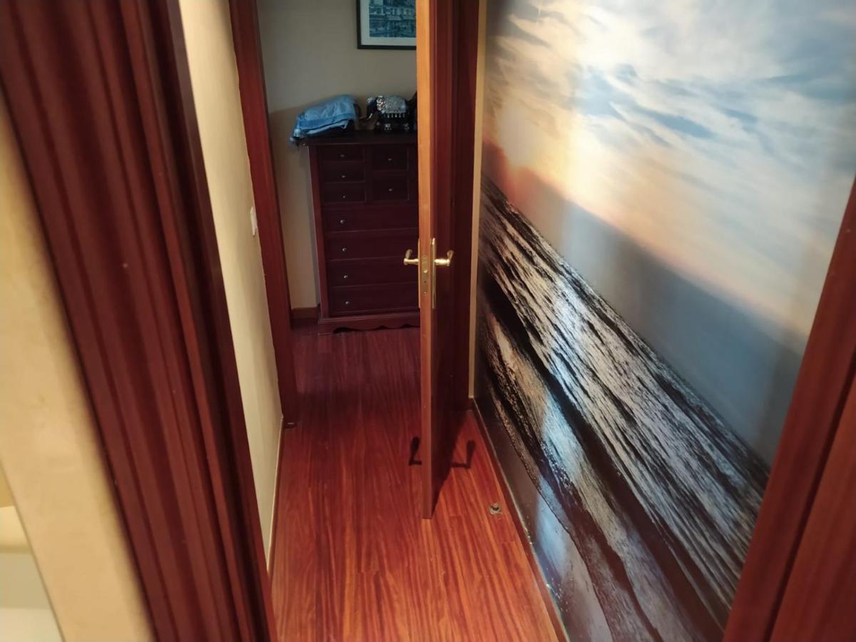 Apartamento Duplex Amplio,parking Wifi, 2 Terrazas, Bien Conectado Con Playas, Zona Segura