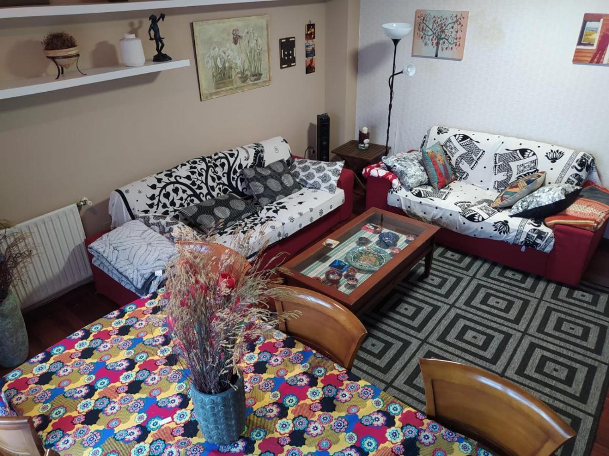 Duplex Amplio,parking Wifi, 2 Terrazas, Bien Conectado Con Playas, Zona Segura Apartamento