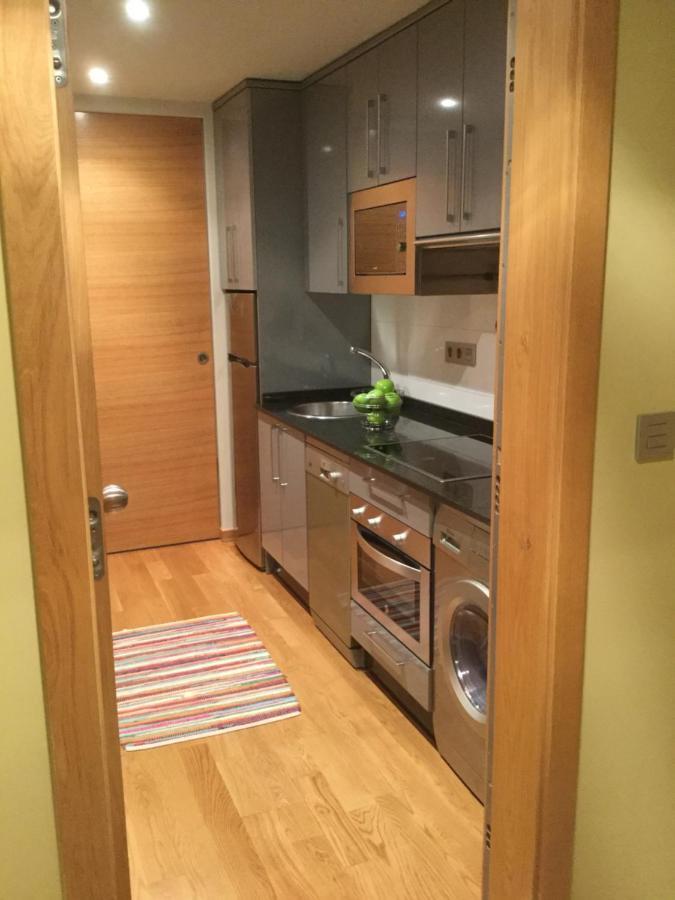 Contemporaneo Y Centrico Apartamento