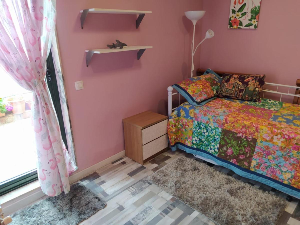 Duplex Amplio,parking Wifi, 2 Terrazas, Bien Conectado Con Playas, Zona Segura *