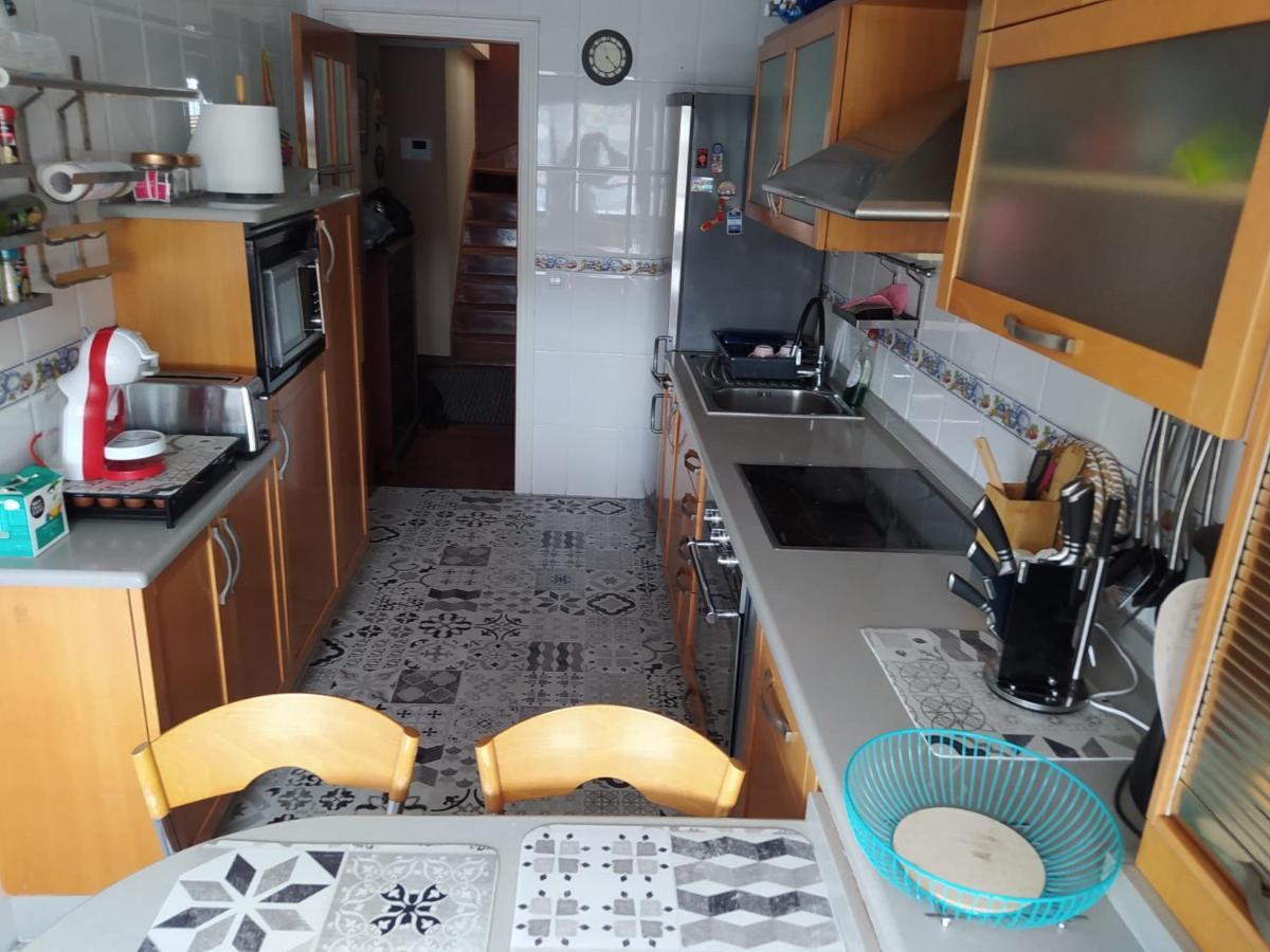 Duplex Amplio,parking Wifi, 2 Terrazas, Bien Conectado Con Playas, Zona Segura *
