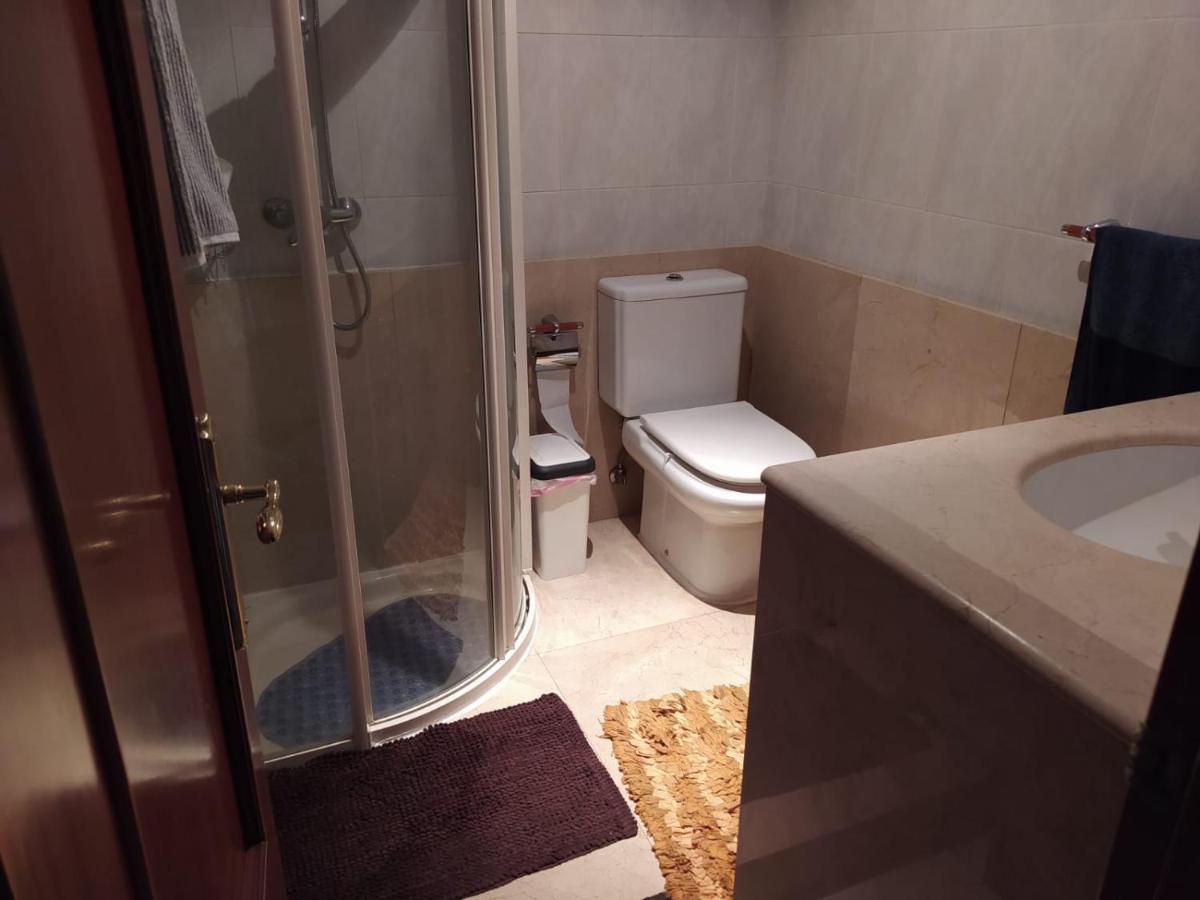 Duplex Amplio,parking Wifi, 2 Terrazas, Bien Conectado Con Playas, Zona Segura *