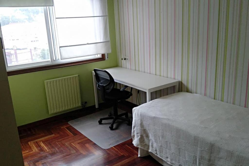 Vivienda 3 Dormitorios Zona Balaídos-pza. América Apartamento *