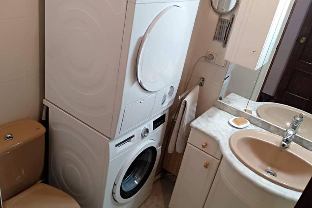 Vivienda 3 Dormitorios Zona Balaídos-pza. América Apartamento Vigo