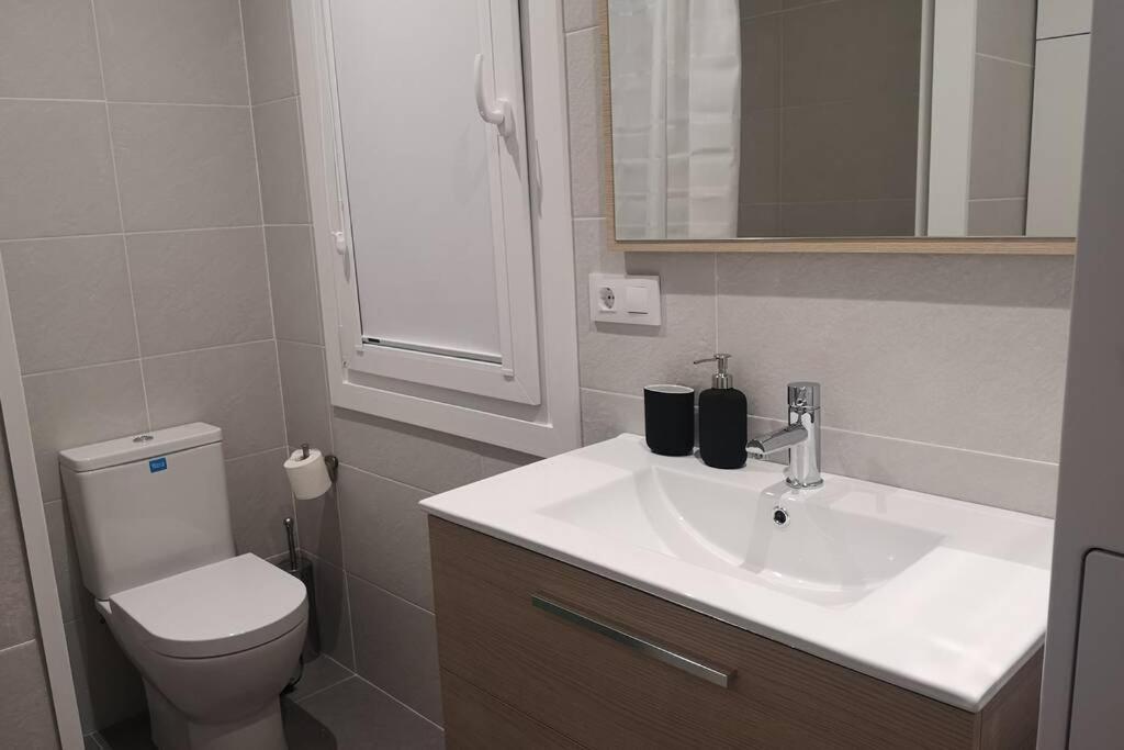 Apartamento Piso Moderno Con Garaje En El Centro De