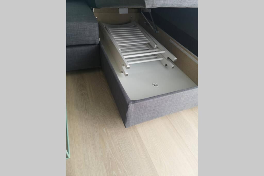 Apartamento Piso Moderno Con Garaje En El Centro De