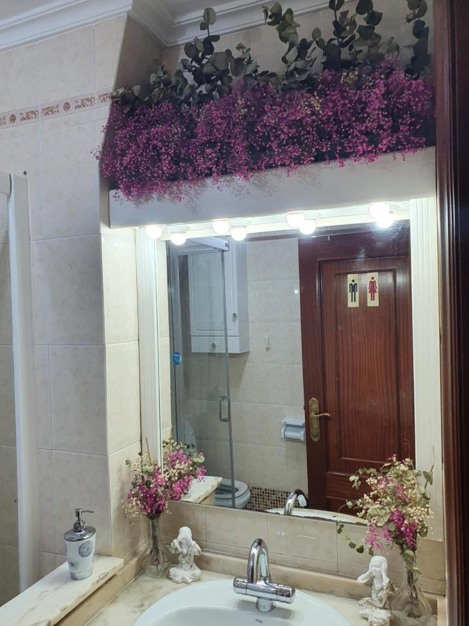 Amigos Y Familias Apartamento *