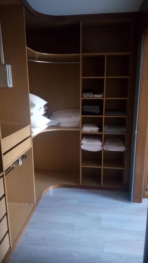 Apartamento Modernista Con Garaje *