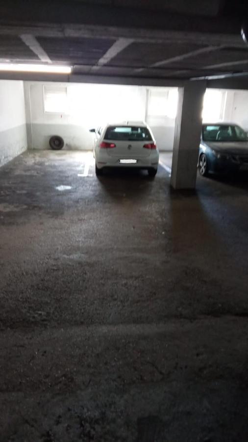 Piso Moderno Con Garaje En El Centro De Apartamento Vigo