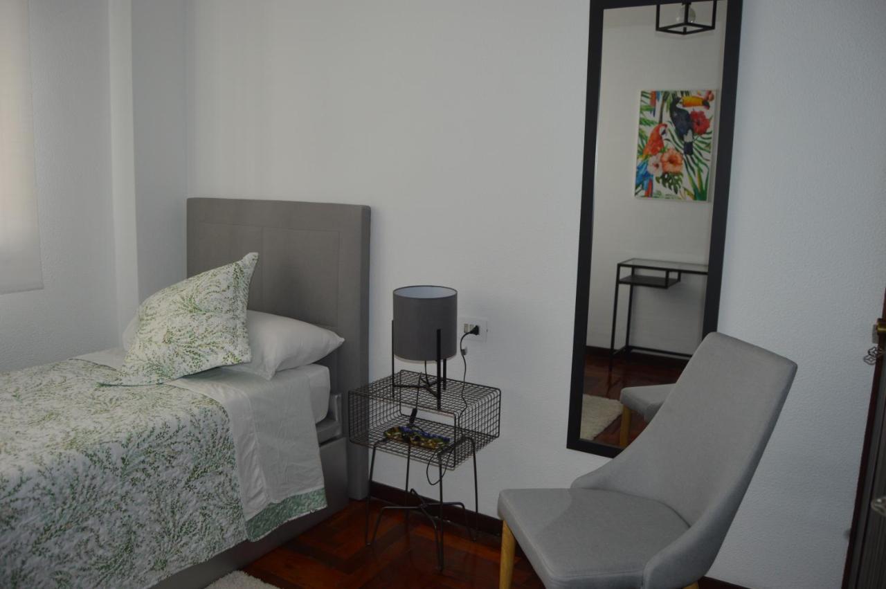 Fantástica Vista De La Ría De En Pleno Centro Apartamento *
